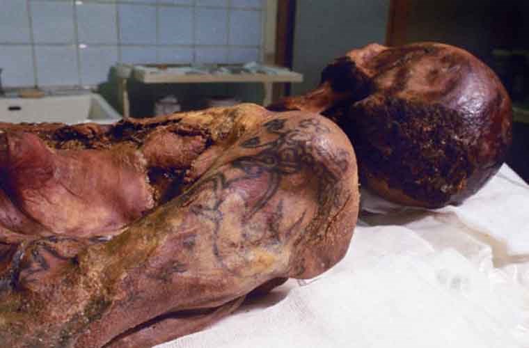 Nhan sắc của những x&aacute;c ướp 10 ng&agrave;n tuổi